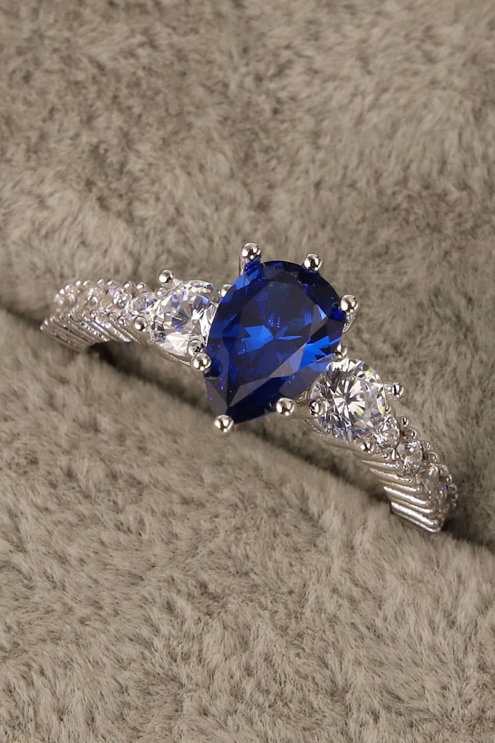 Spinel Pear Shape Ring Trendsi