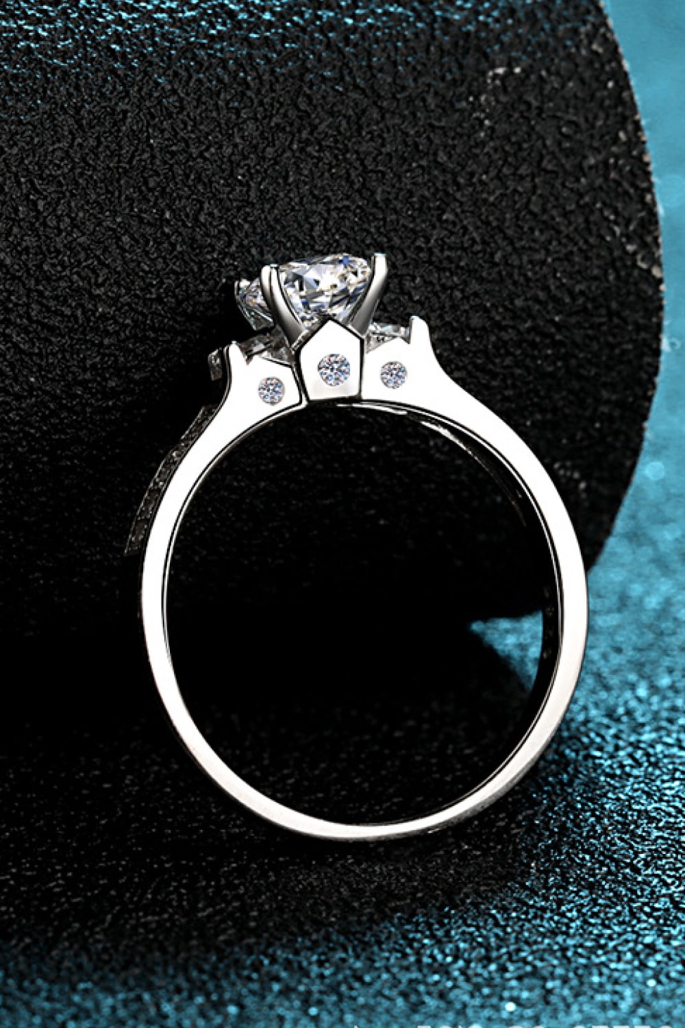 Lucky Charm Moissanite Rhodium-Plated Ring Trendsi