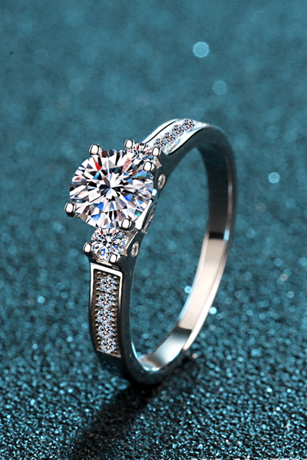 Lucky Charm Moissanite Rhodium-Plated Ring Trendsi