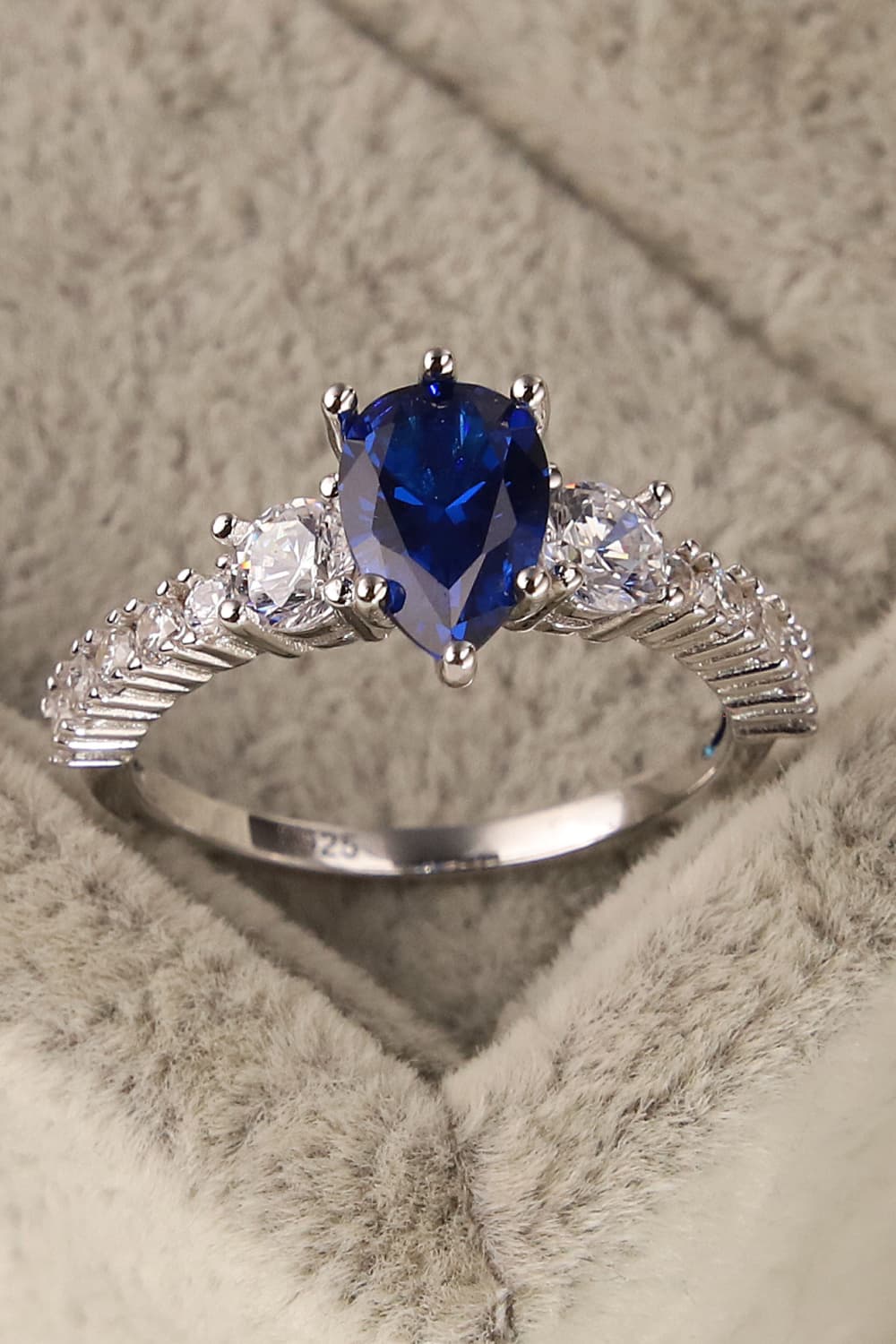 Spinel Pear Shape Ring Trendsi