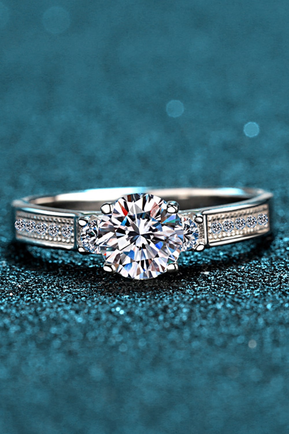 Lucky Charm Moissanite Rhodium-Plated Ring Trendsi