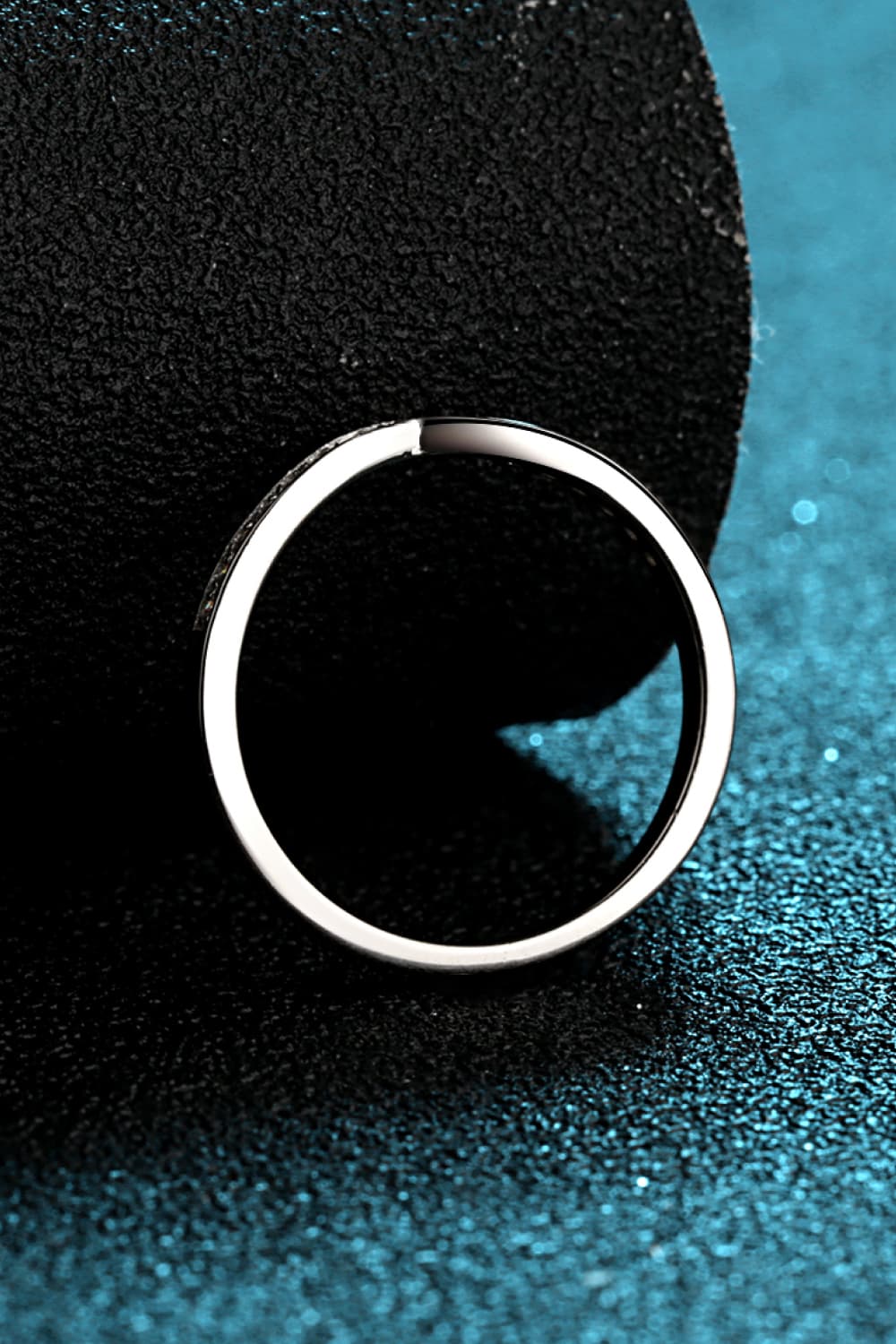 Minimalist Moissanite Rhodium-Plated Ring Trendsi