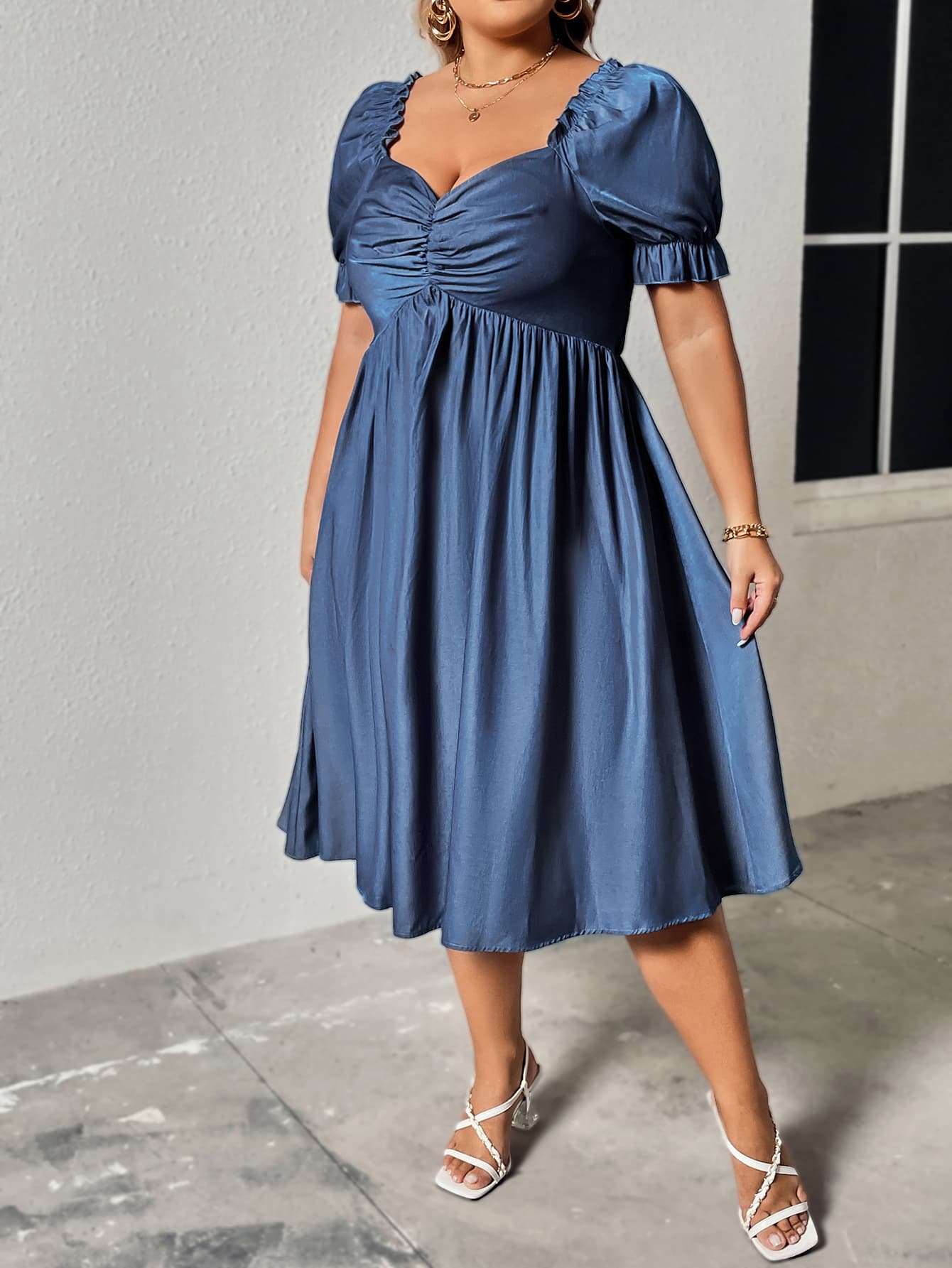 Plus Size Ruched Sweetheart Neck Dress Trendsi