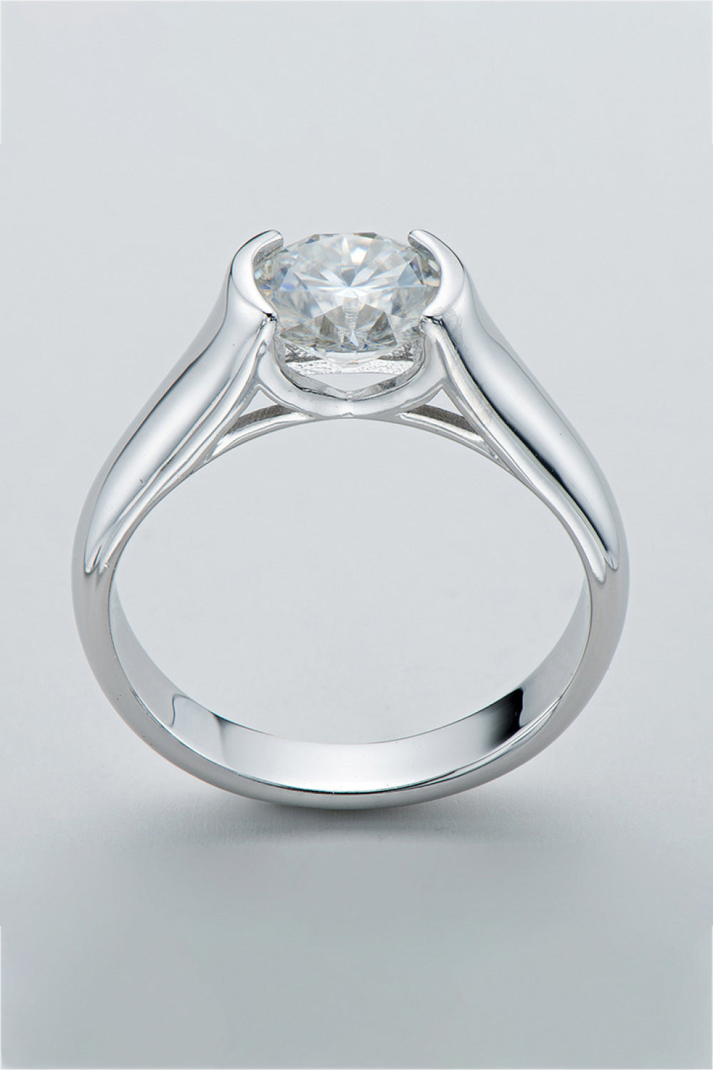 Looking Good 2 Carat Moissanite Platinum-Plated Ring Trendsi