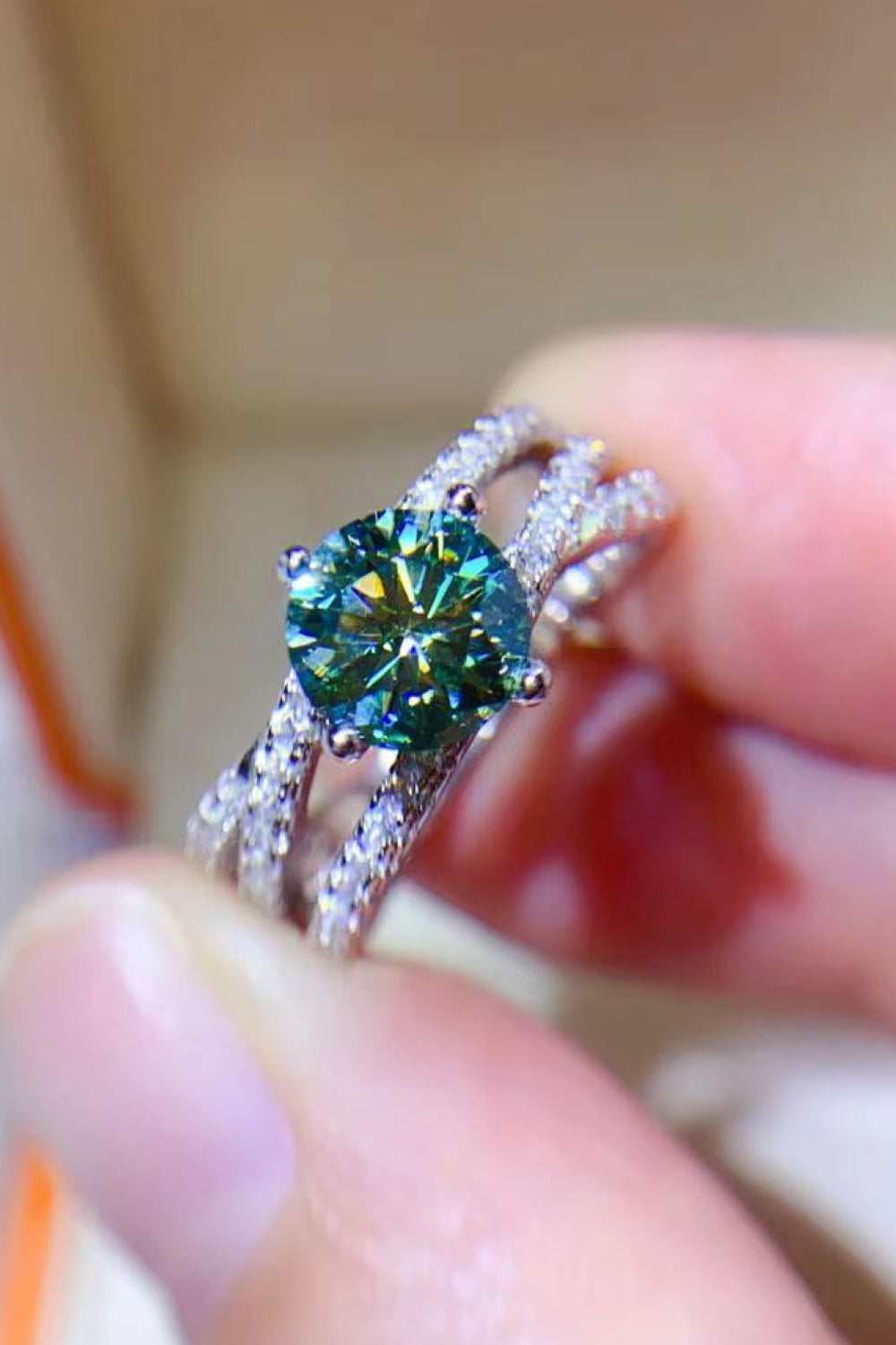 Light Green 1 Carat Moissanite Contrast 925 Sterling Silver Ring Trendsi