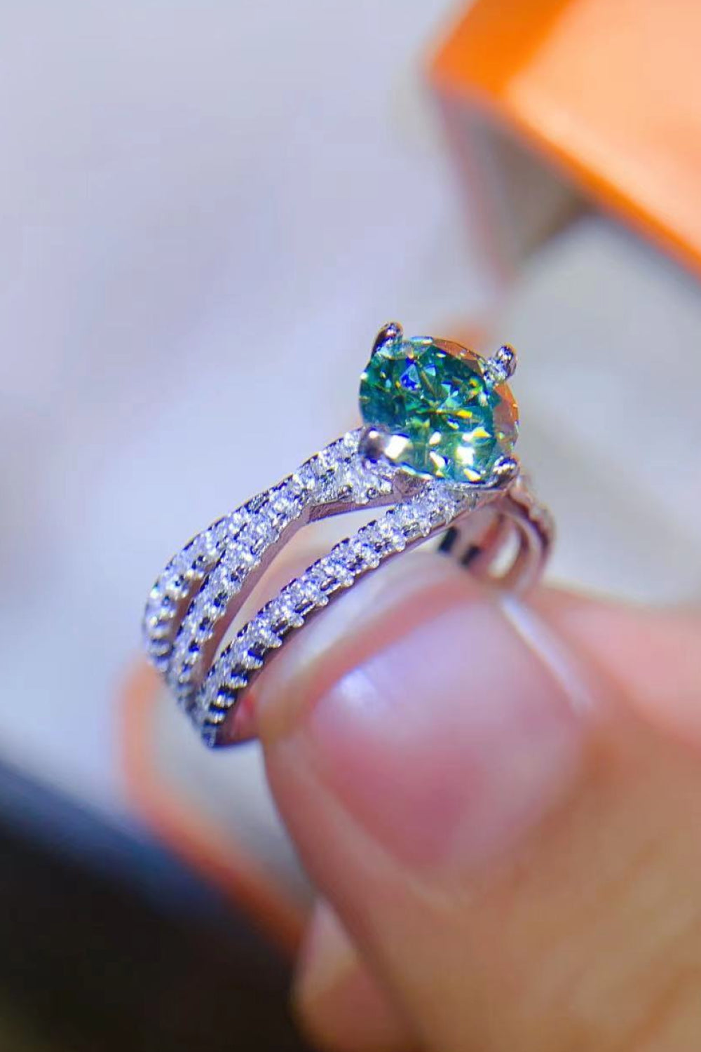 Light Green 1 Carat Moissanite Contrast 925 Sterling Silver Ring Trendsi
