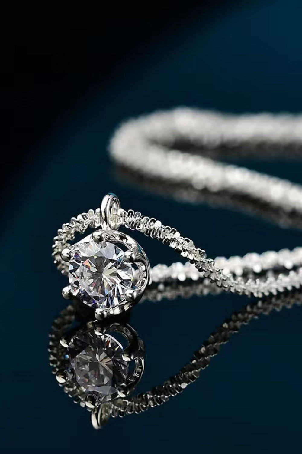 Modern 1 Carat Moissanite 925 Sterling Silver Necklace Trendsi