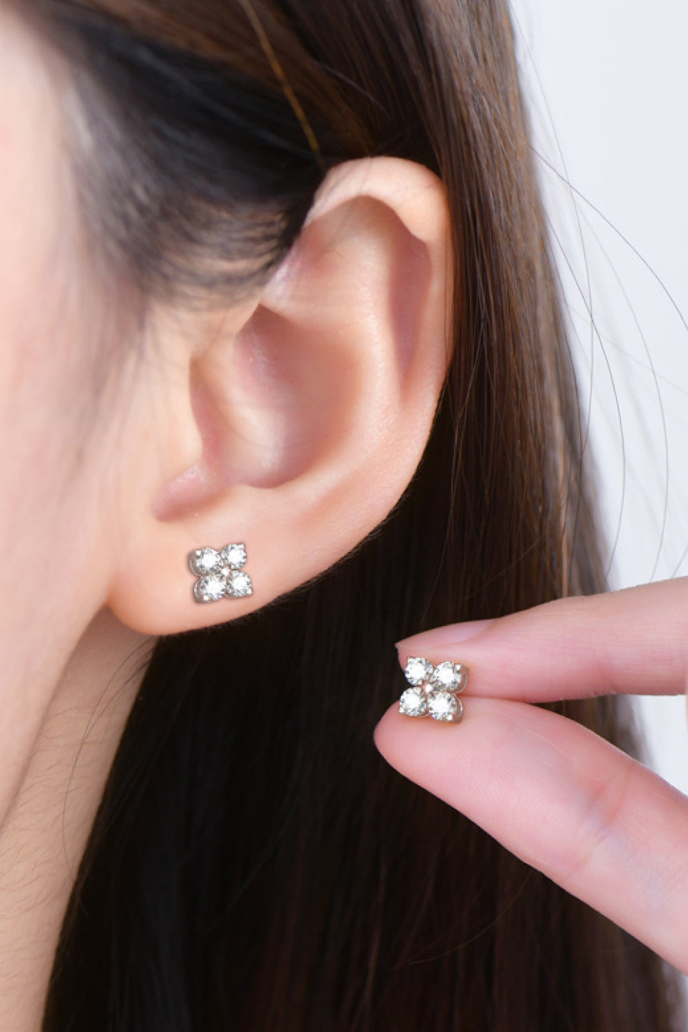 Minimalist Moissanite 925 Sterling Silver Four-Leaf Clover Shape Earrings Trendsi