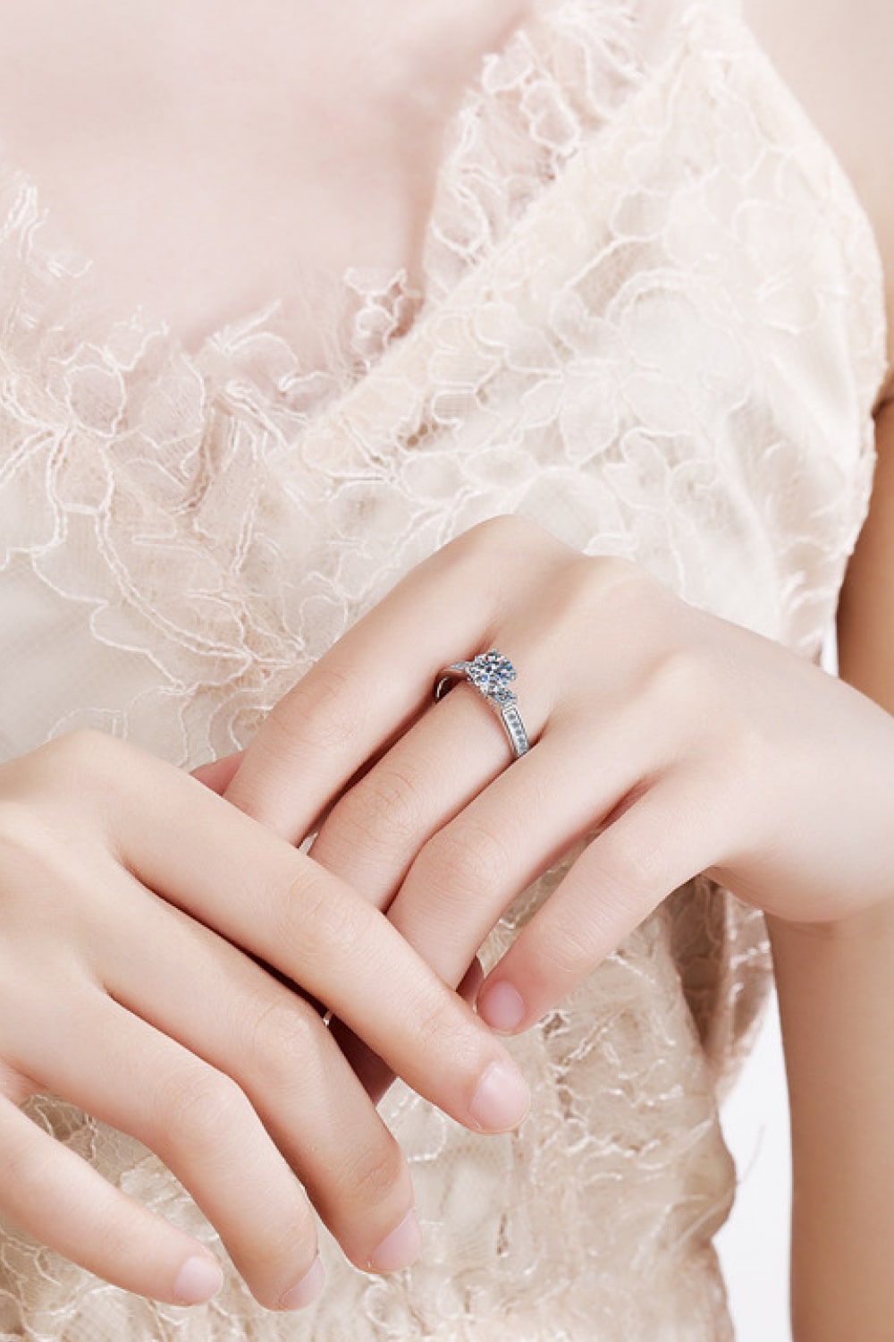 Lucky Charm Moissanite Rhodium-Plated Ring Trendsi