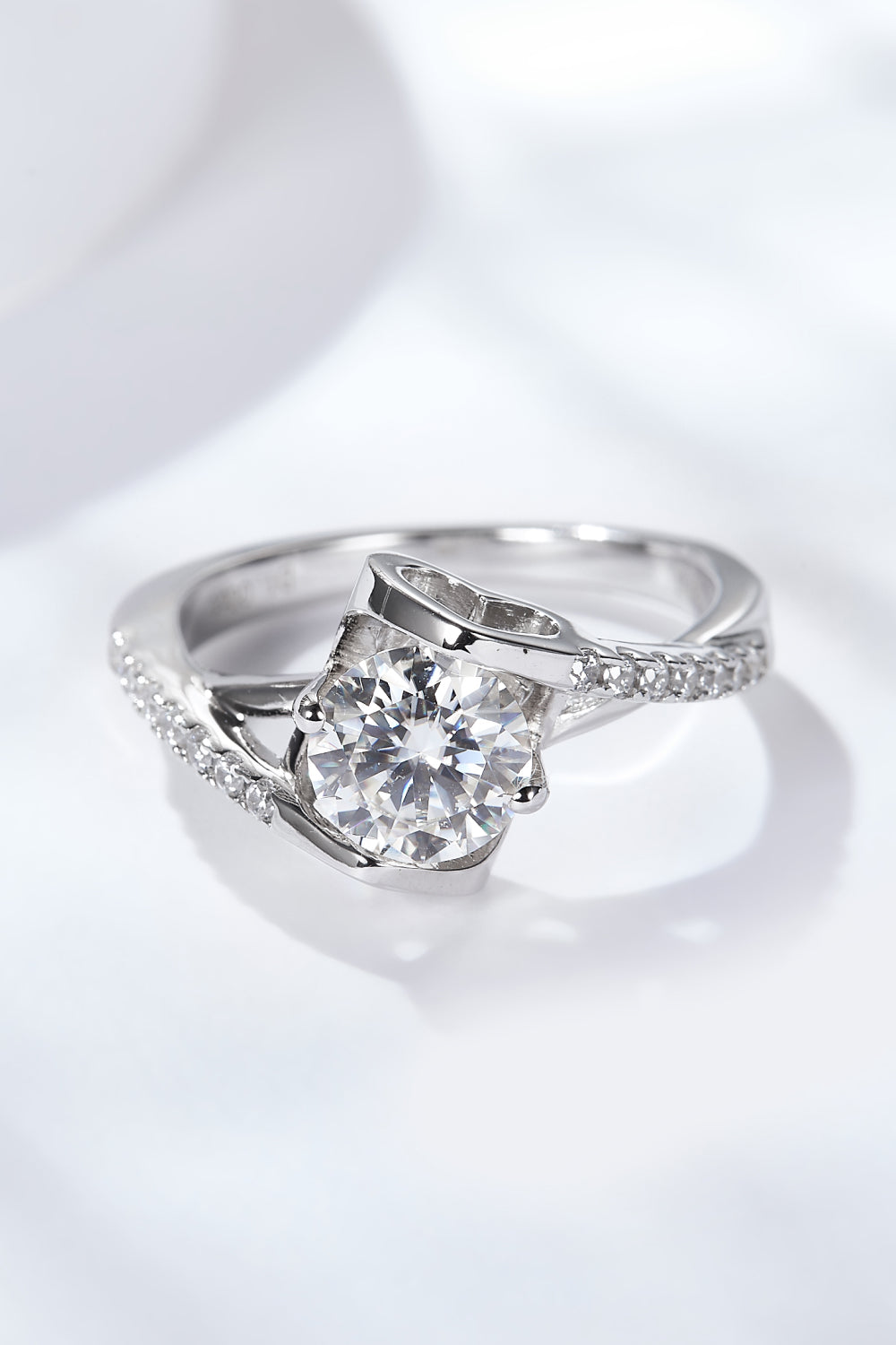 Limitless Love Platinum-Plated Moissanite Ring Trendsi