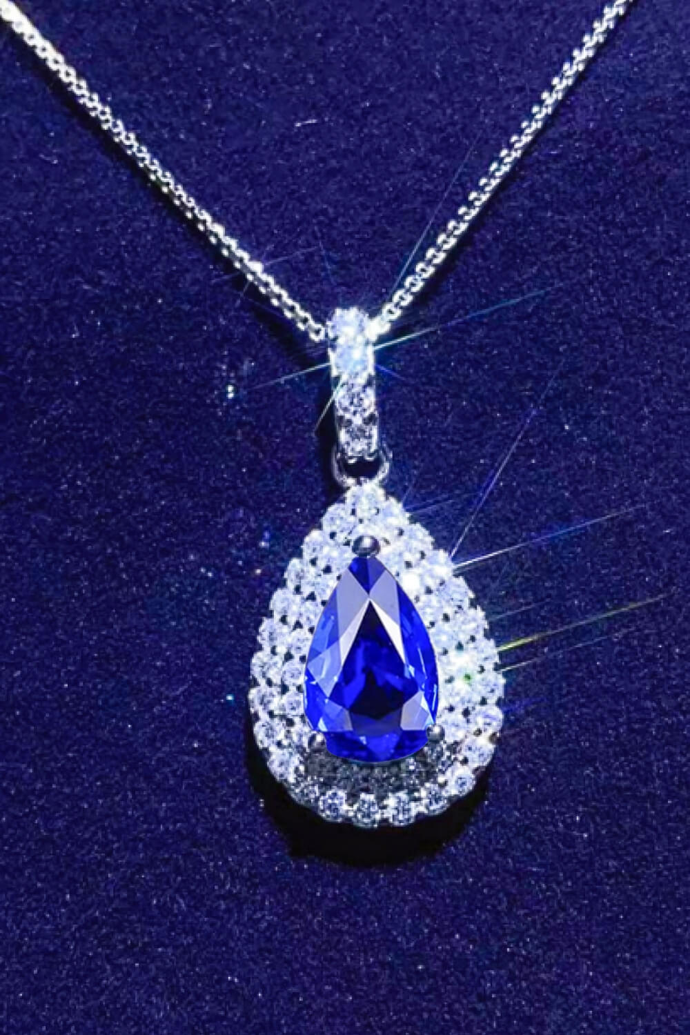 2 Carat Moissanite Teardrop Pendant Necklace Trendsi