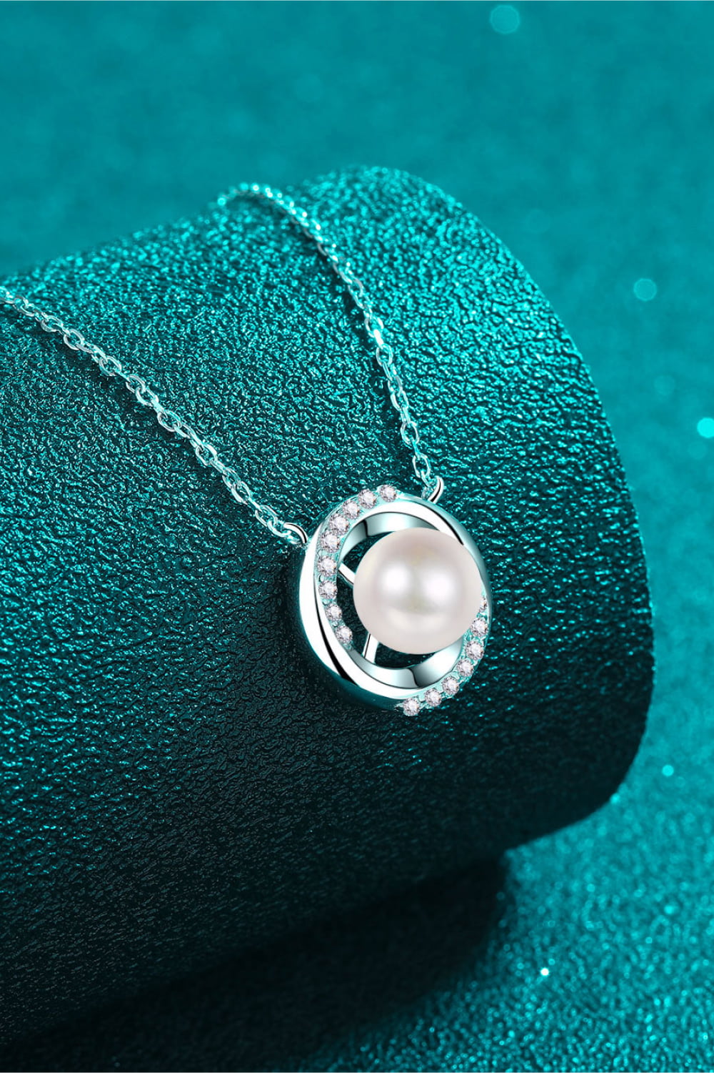 Moissanite Pearl Rhodium-Plated Necklace Trendsi