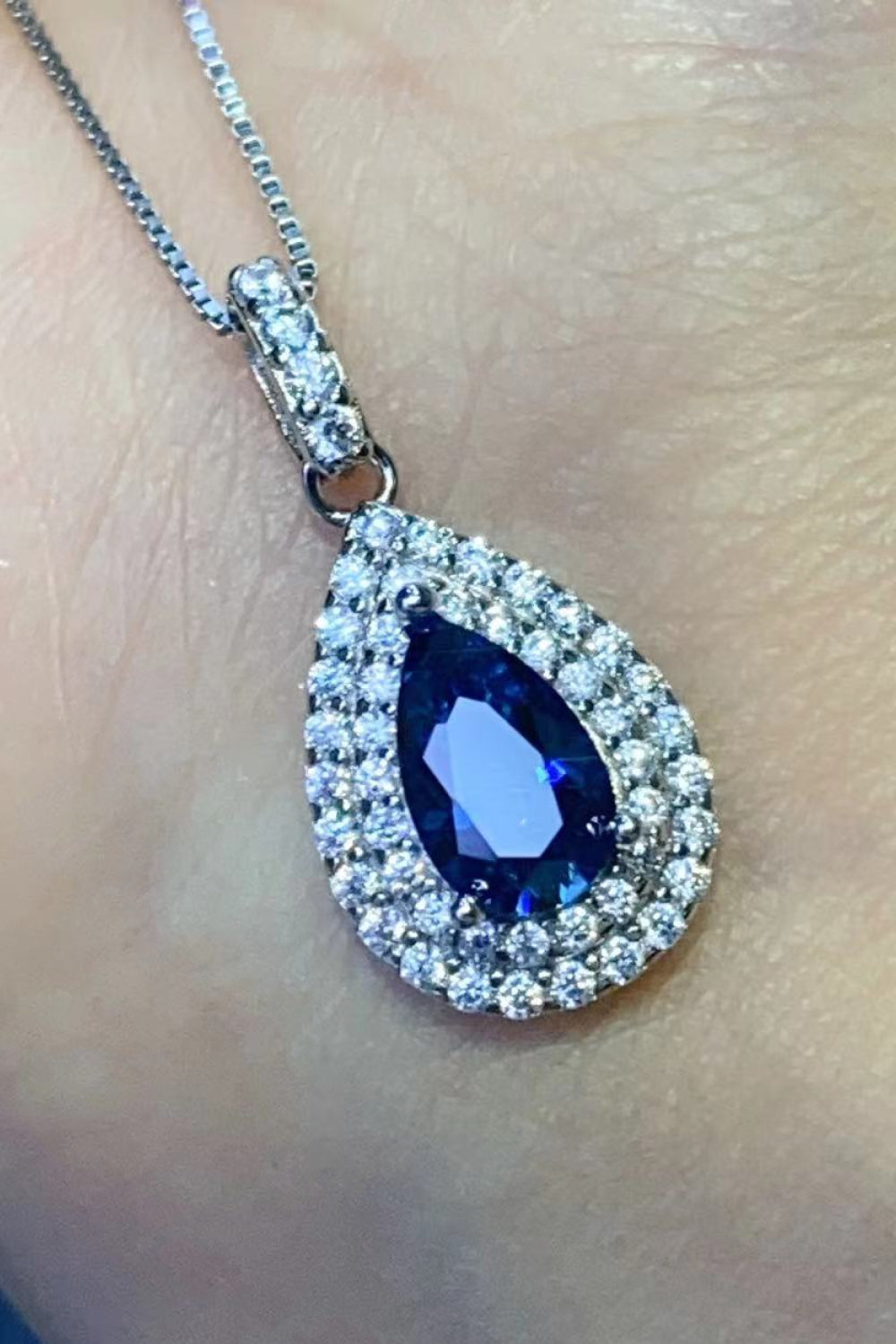 2 Carat Moissanite Teardrop Pendant Necklace Trendsi