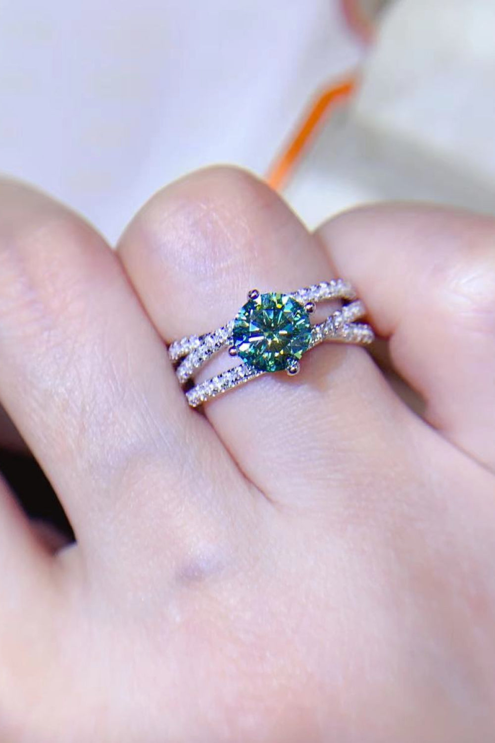 Light Green 1 Carat Moissanite Contrast 925 Sterling Silver Ring Trendsi