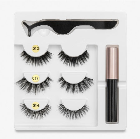 A Pair Of False Eyelashes With Magnets In Fashion Red Beauty's Boutique