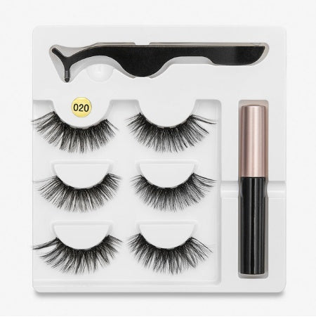 A Pair Of False Eyelashes With Magnets In Fashion Red Beauty's Boutique