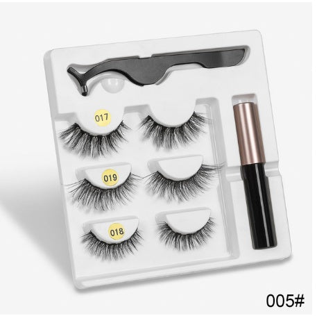 A Pair Of False Eyelashes With Magnets In Fashion Red Beauty's Boutique