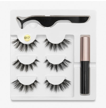 A Pair Of False Eyelashes With Magnets In Fashion Red Beauty's Boutique