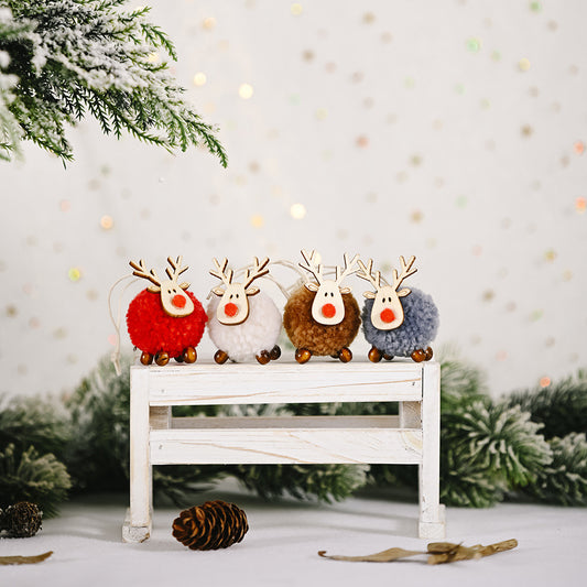 4-Piece Reindeer Hanging Widgets Trendsi