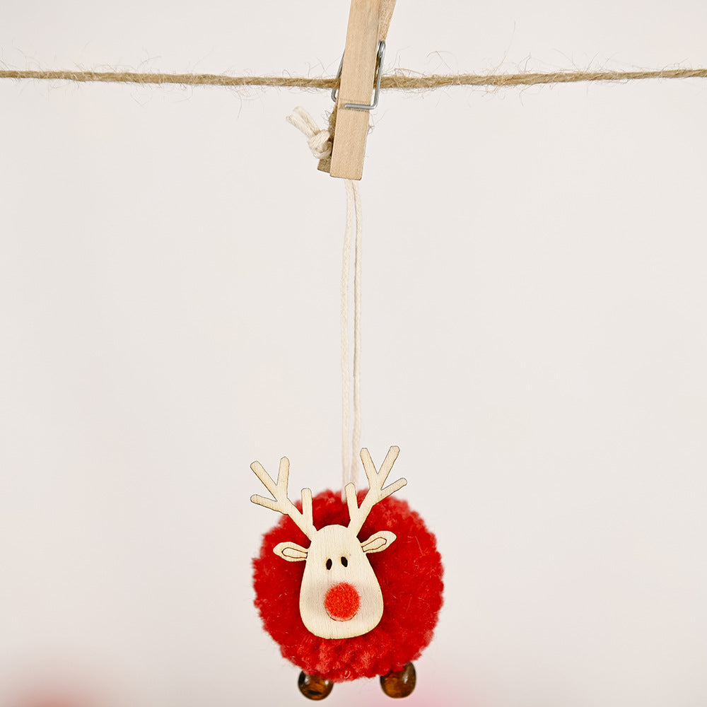 4-Piece Reindeer Hanging Widgets Trendsi