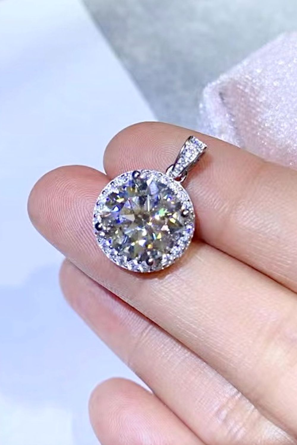 Stunning 10 Carat Moissanite Pendant Platinum-Plated Necklace