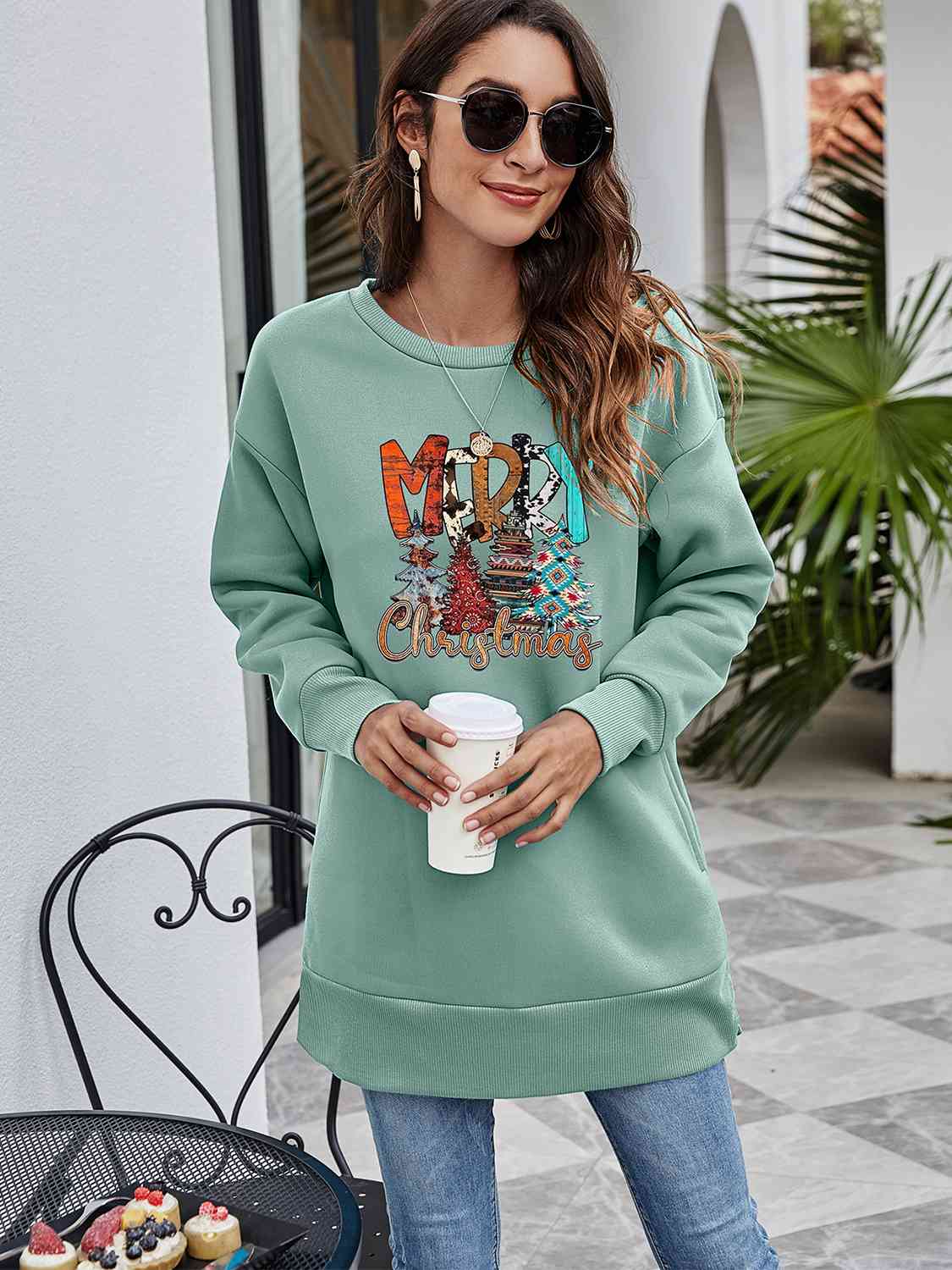 MERRY CHRISTMAS Graphic Sweatshirt