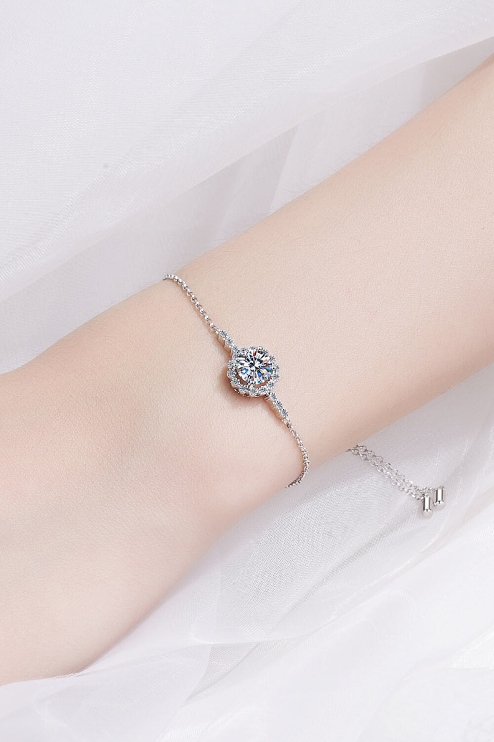 Elegant 1 Carat Moissanite Chain Bracelet