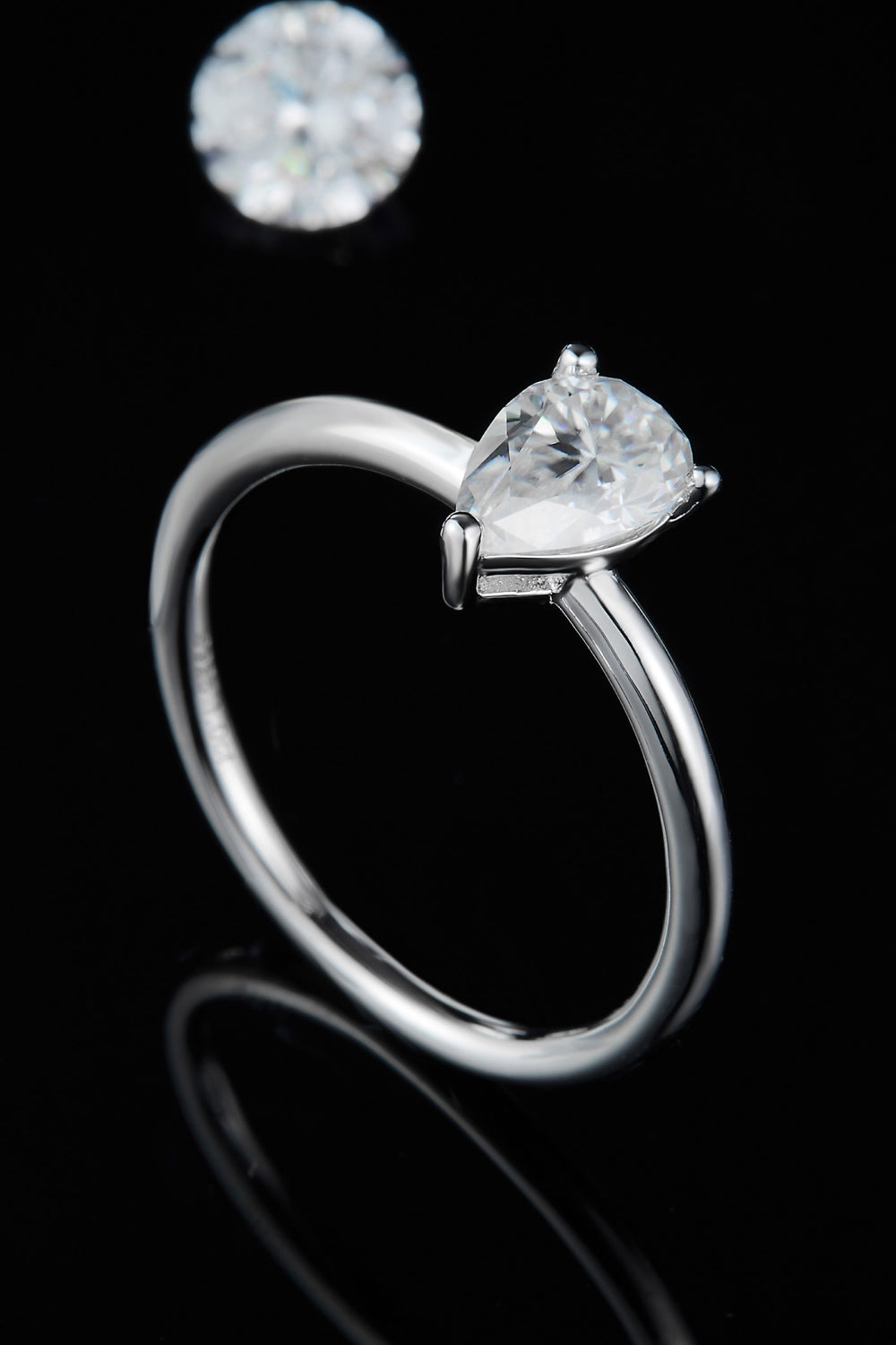 Solitaire 1 Carat Moissanite 925 Sterling Silver Ring