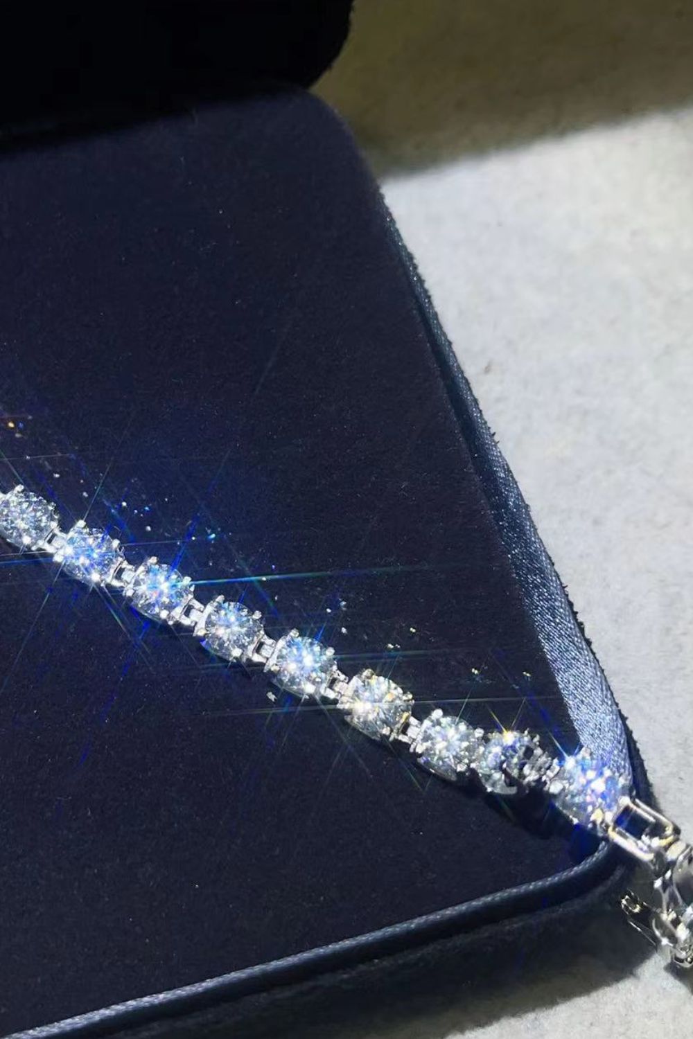 Stunning 10 Carat Moissanite Platinum-Plated Bracelet