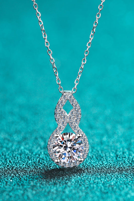 Beautiful 1 Carat Moissanite Pendant Necklace