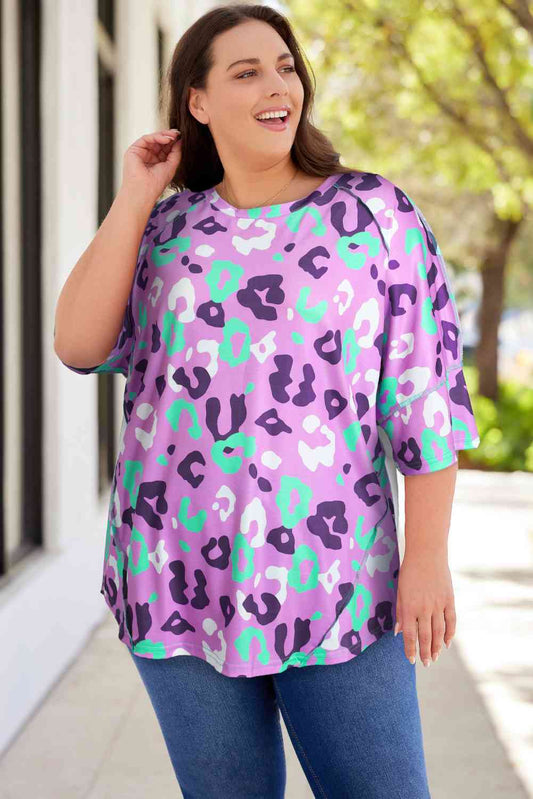 Plus Size Leopard Exposed Seam Tee Shirt